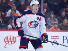 Blue Jackets ativam Mathieu Olivier e colocam Zach Werenski na reserva por lesão