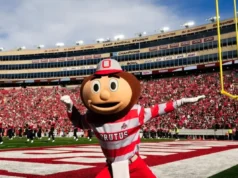 Escolhas e previsões de apostas nas quartas de last do playoff de futebol universitário