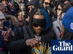 Fim de uma period com o trânsito da cidade de Nova York aposentando o MetroCard de três décadas