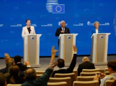 Europa concorda em emprestar à Ucrânia sem usar fundos russos