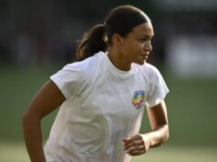 Relatórios: Thorns F Sophia Wilson exerce opção recorde de US$ 1 milhão
