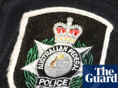 Homem acusado de supostamente fazer saudações nazistas em procuring facilities de Camberra