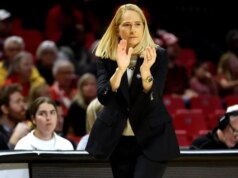 Nº 7, Maryland, esmaga o estado central de Connecticut