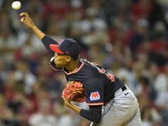 Padres contratam RHP Triston McKenzie em acordo para uma liga secundária