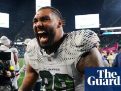 Seahawks superam o déficit de 16 pontos para surpreender os Rams na prorrogação e garantir a vaga nos playoffs
