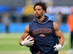 Broncos colocam S Brandon Jones (peitoral) no IR