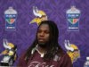 Vikings colocam S Josh Metellus e LB Jonathan Greenard no IR
