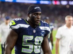 Seahawks LB Derick Corridor suspendeu um jogo por batida na perna