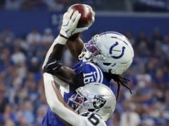 Colts ativam WR Ashton Dulin da reserva lesionada