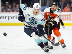 Folhetos e Kraken saem das férias em alta