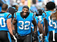 Panthers LB Trevin Wallace passa por uma cirurgia no ombro, feita para a temporada
