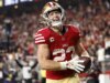 Destaque do 49ers, RB Christian McCaffrey (costas), adicionado ao relatório de lesão