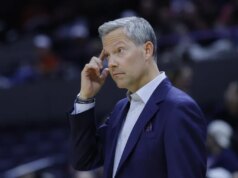 Nº 21 da Virgínia abre ação ACC na rival Virginia Tech