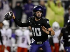 TCU QB Josh Hoover vai pular o Alamo Bowl e entrar no portal de transferência
