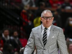 Maryland buscando vitória marcante contra o segundo colocado Michigan