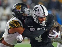 FBS apressa o líder Cam Cook dinner, do estado de Jacksonville, para entrar no portal