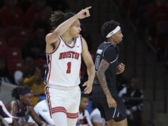 Isiah Harwell, nº 7 de Houston, está de olho em Nova Orleans