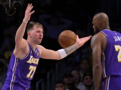 Peça-chave negativa, Lakers quer reforçar a defesa contra Kings