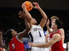 Washington e San Diego saindo de jogos de rivalidade no confronto da Costa Oeste