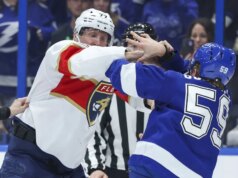 Panteras entram em confronto com o rival Lightning