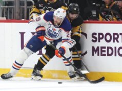 Resumo da NHL: Leon Draisaitl dos Oilers se junta ao clube de 1.000 pontos