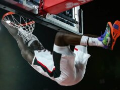 O número 25 da Geórgia atinge a marca do século novamente na vitória sobre a Carolina Ocidental