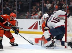 Geese vingam a derrota de terça-feira para os Blue Jackets com vitória por 4-3 no sábado