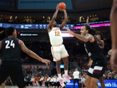 Matas Vokietaitis e Texas derrotam Maryland Jap Shore