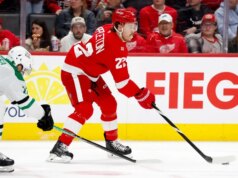 Purple Wings promove autoconfiança ao receber jatos afundando