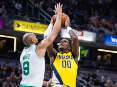 Jaylen Brown e Celtics estendem sequências de sucesso e vencem Pacers novamente