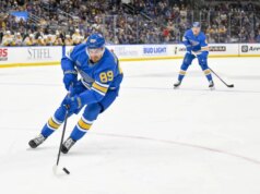 Pavel Buchnevich e Blues quebram sequência de três vitórias consecutivas do Predators
