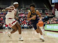 Notre Dame supera Stanford na estreia do ACC com pontuação baixa