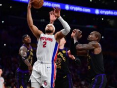 Lakers perde para Pistons no aniversário de 41 anos de LeBron James