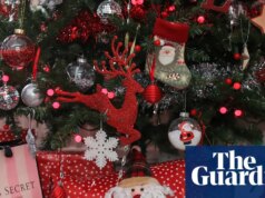 Desodorante com aroma de marmite está no topo da lista dos presentes de Natal mais indesejados do Reino Unido