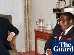 Ministério das Relações Exteriores advertiu contra ação militar do Reino Unido para derrubar Robert Mugabe