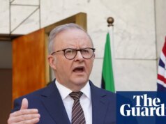 Albanese ordena revisão dos processos federais de inteligência e policiamento antes do ataque à praia de Bondi