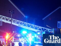 Uma criança morta e outra no hospital após incêndio em casa em Kent