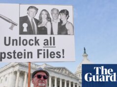 Trump voou sozinho em um jato com Epstein e um jovem não identificado de 20 anos, sugerem arquivos