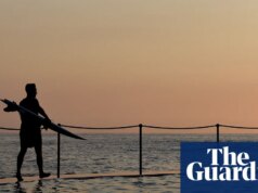 Guarda-chuvas ou churrascos: presentes de previsão do tempo de Natal misturados para australianos