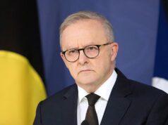 Albanese diz que a ideologia do ISIS motivou os atiradores de Bondi Seashore e visita o herói Ahmed no hospital