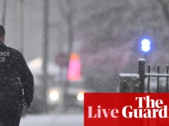 Tiroteio na Universidade de Brown: pessoa de interesse sob custódia após ataque deixa dois estudantes mortos – últimas atualizações