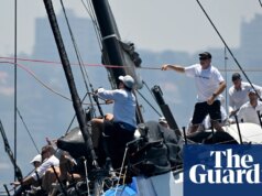 Previsão de corrida de iates de Sydney a Hobart será fria, úmida e acidentada enquanto o oeste da Austrália enfrenta ameaça de ciclone e incêndio florestal