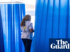 Mulheres asiáticas na Inglaterra têm quase duas vezes mais probabilidade de sofrer graves rupturas no parto