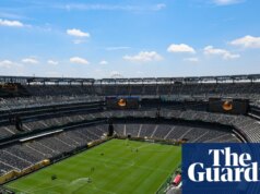 Análise: como os preços dos ingressos mais baratos para a Copa do Mundo dispararam