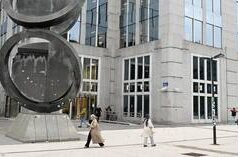 Ativos russos não estão à disposição – Orbán