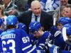Maple Leafs para trocar unidades de power-play contra Predators