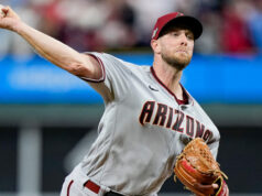 Relatório: Merrill Kelly retorna ao Diamondbacks em um acordo de dois anos no valor de US$ 40 milhões