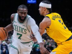 A sequência de 30 pontos de Jaylen Brown continua, Celtics ultrapassam os Pacers