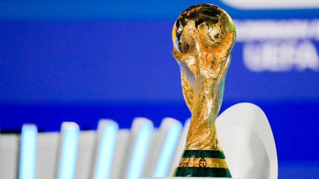 FIFA-World-Cup-trophy.jpg