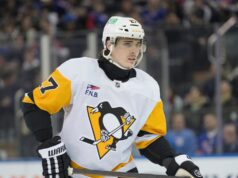 Penguins colocam o defensor Ryan Graves em isenções